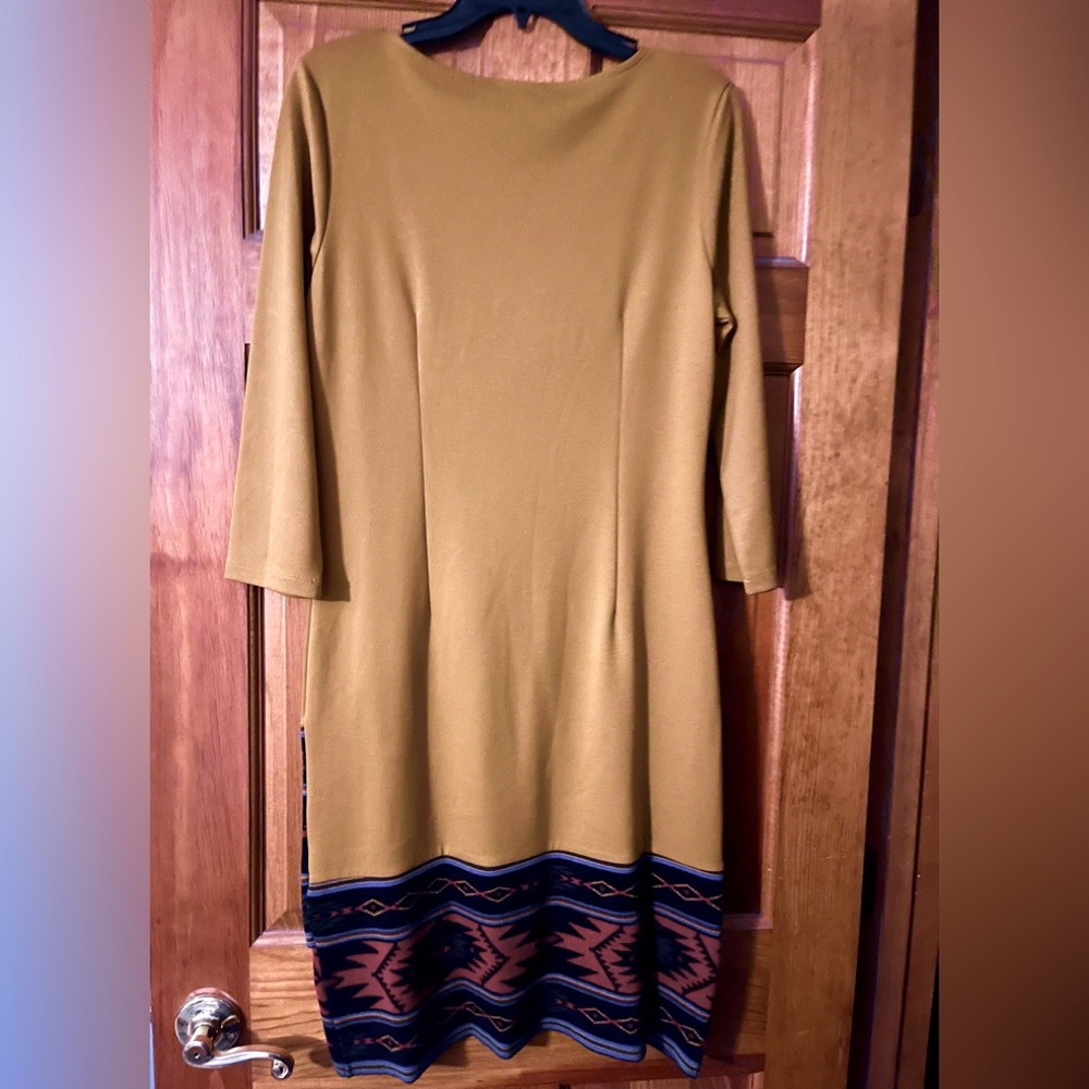 Spense Aztec Designed Dress - Picture 3 of 4